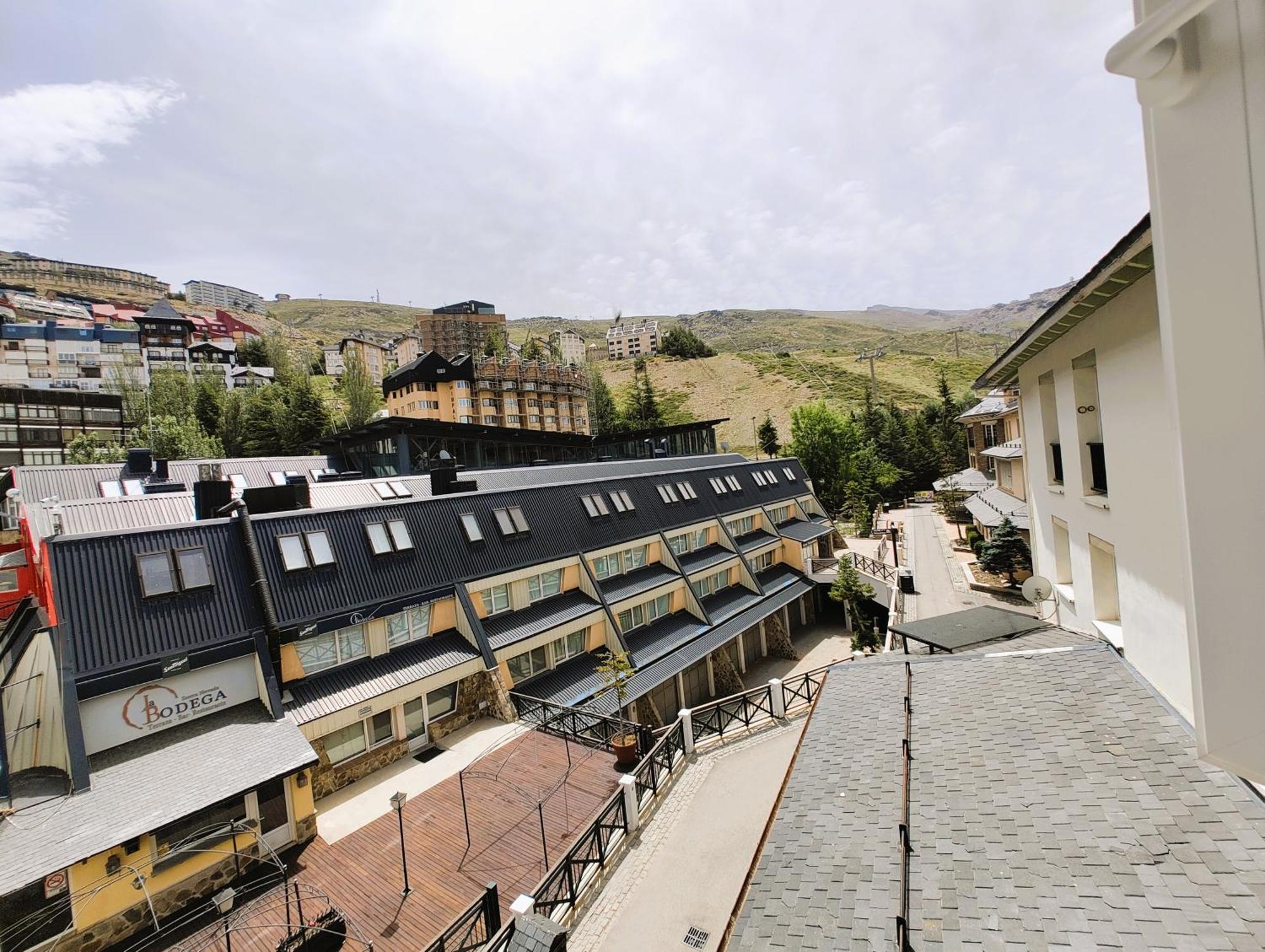 Ski & Snow Apartmentos By Todosierranevada - Plaza Principal Junto A Los Telecabinas Sierra Nevada Exterior foto